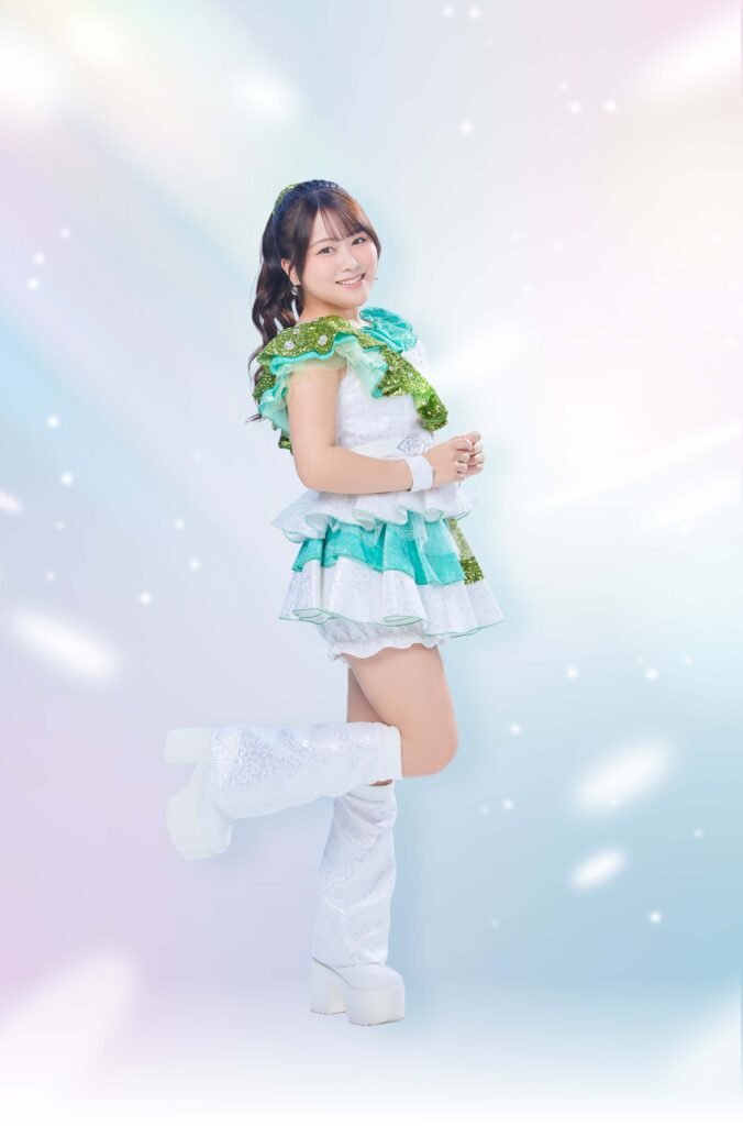 島崎 友莉亜
